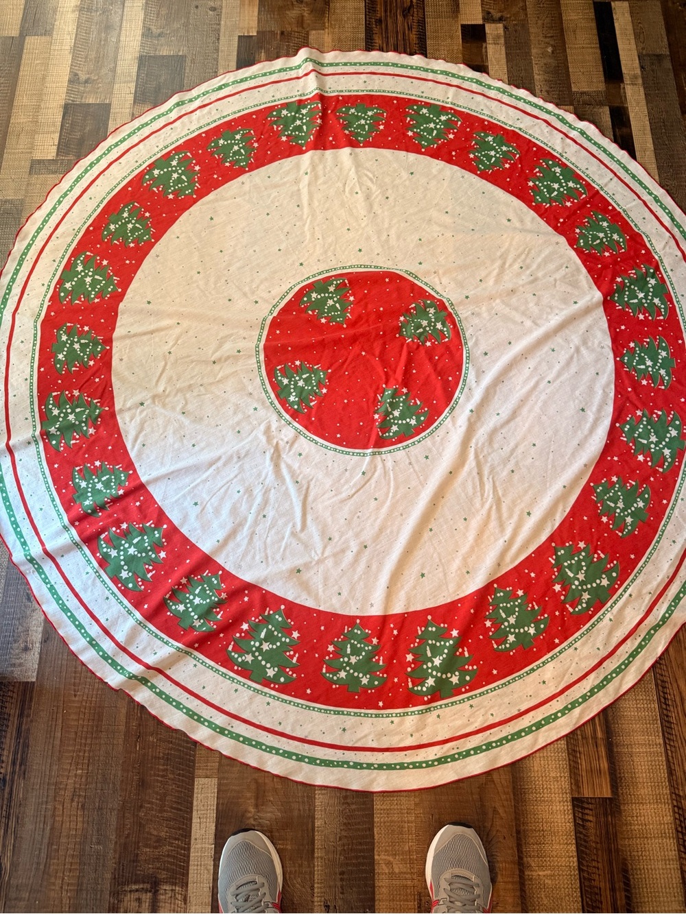 Vintage Red & Green Christmas Tree round tablecloth- Holiday Home Decor